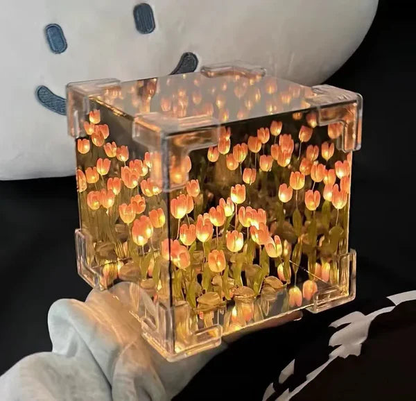 EverTulip  DIY Infinite Tulip Lamp
