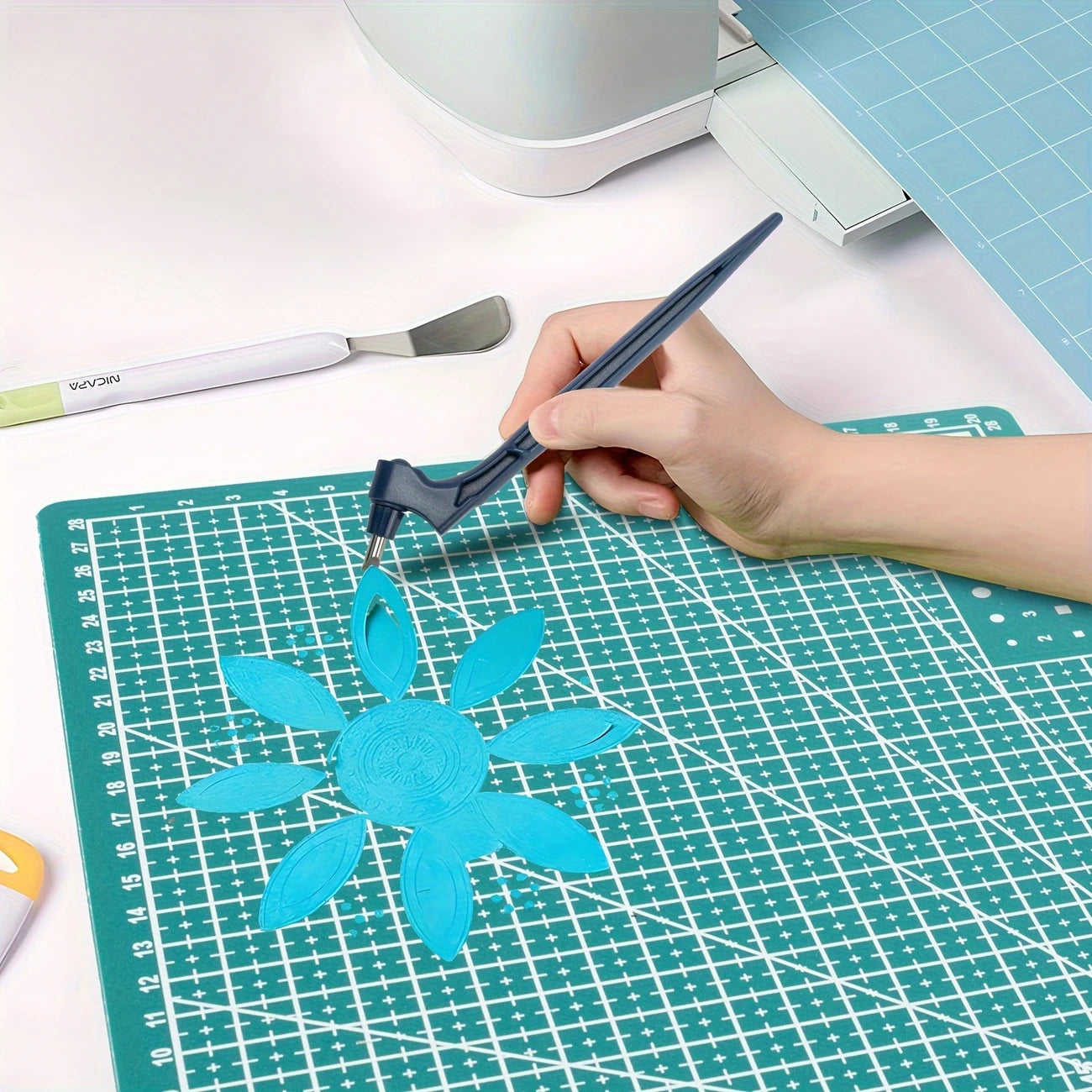 360° Craft Cutting Tool